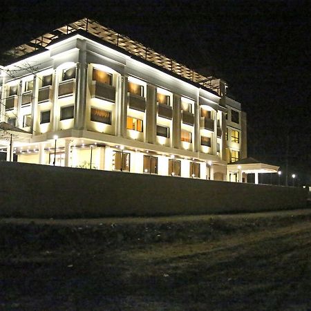 Hotel Lavanya Palace Ratlām Buitenkant foto